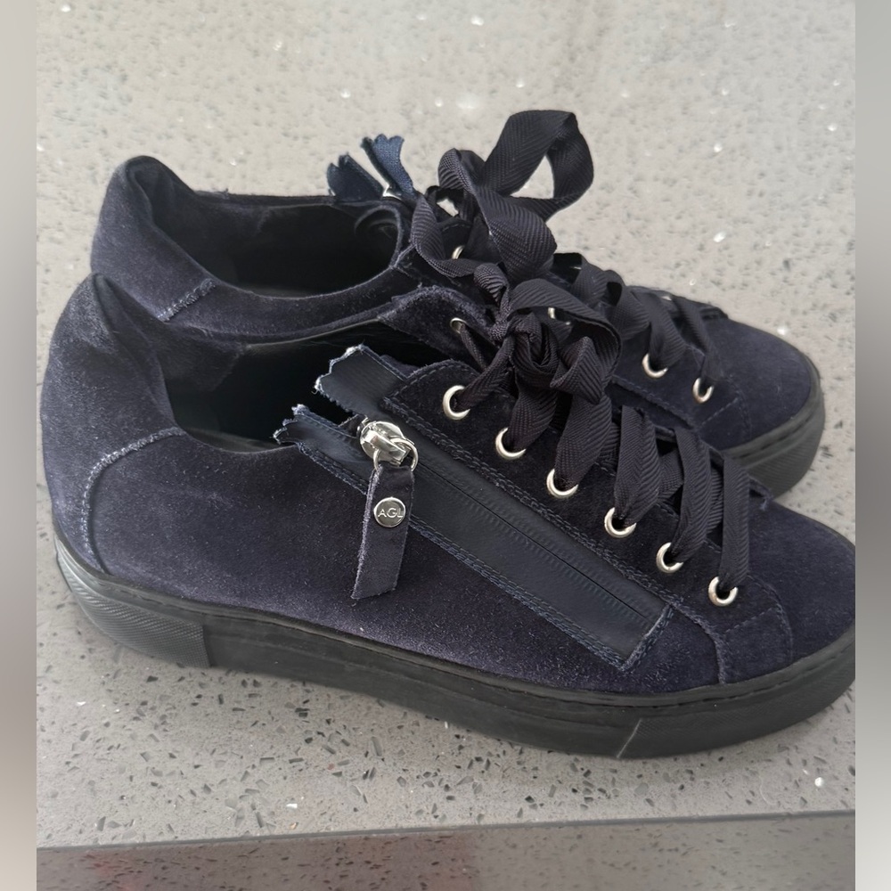 AGL  Navy Suede Low-Top Sneakers